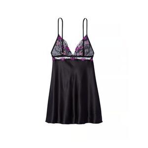 Victoria's Women's Secret Floral Embroidery Black Satin Slip Size Small NWT $100